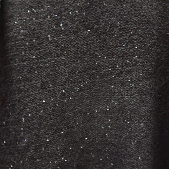 Chico's Midnight Sequin V-Neck Pullover Fashion Sweater in Size 2/Large. NEW - Picture 3 of 4